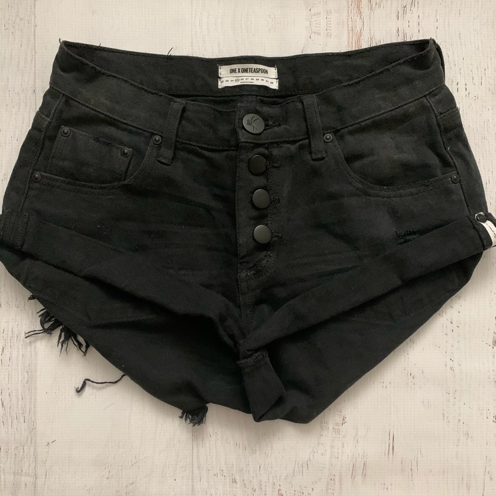 black one teaspoon shorts